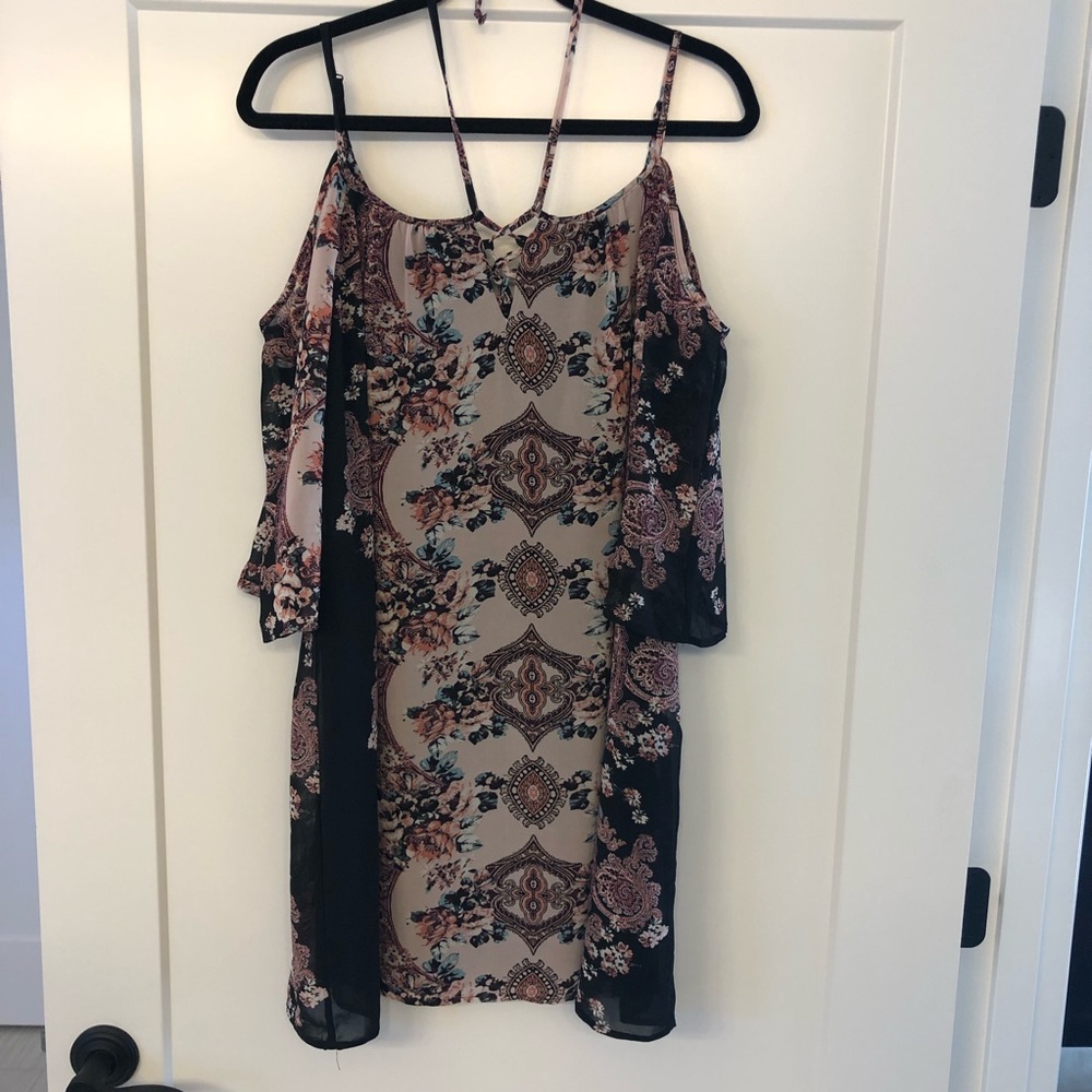 Davina Cold Shoulder Dress Size L
